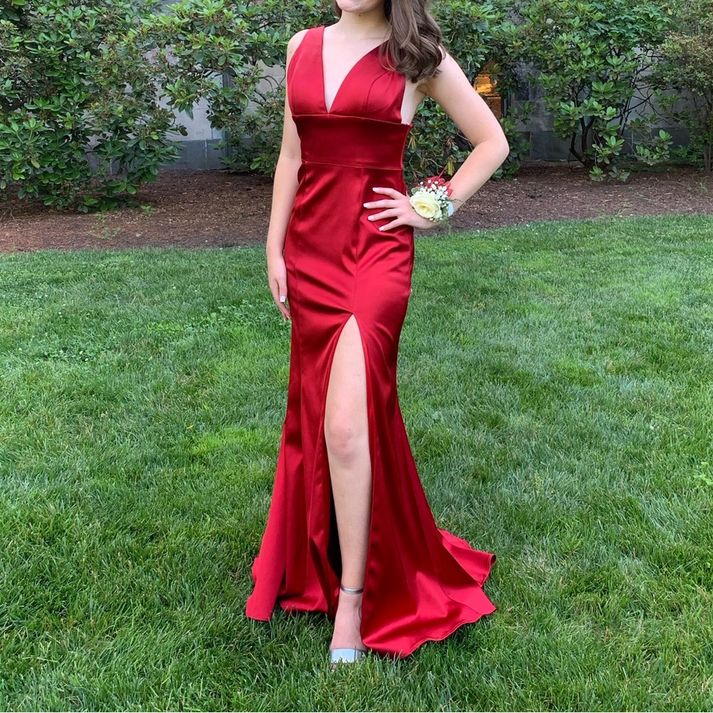 Satin V-neck sheath dress with a side slit